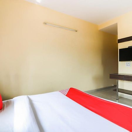 Oyo 62746 Hotel Siddharth Marwad Exterior photo
